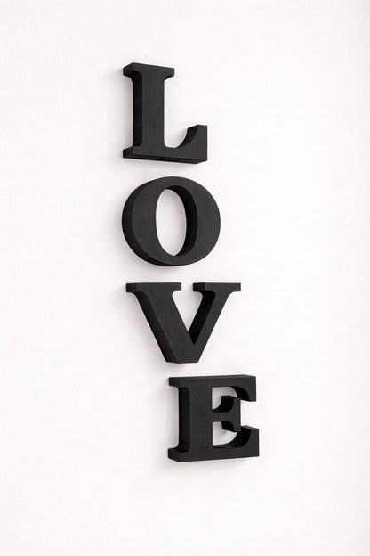 Custom freestanding 3D letters